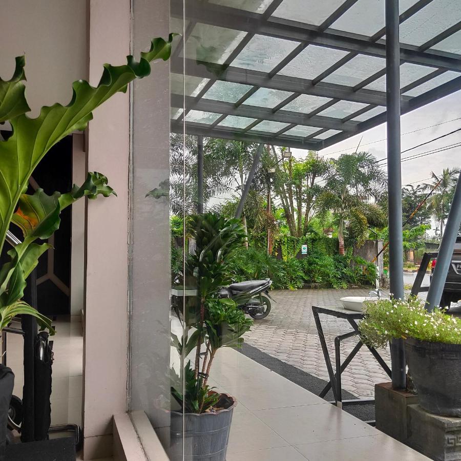 Emerald Hotel Timika Dış mekan fotoğraf