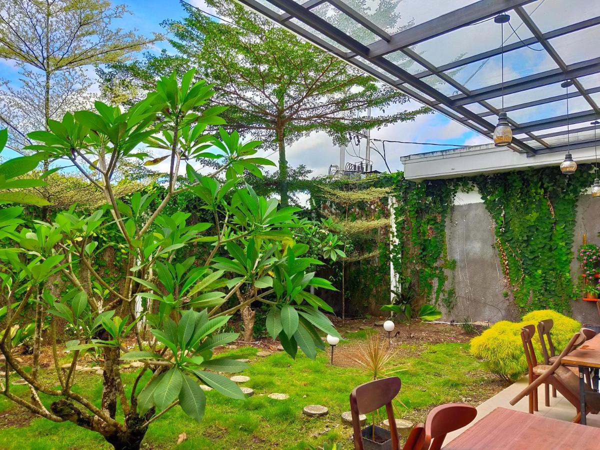 Emerald Hotel Timika Dış mekan fotoğraf